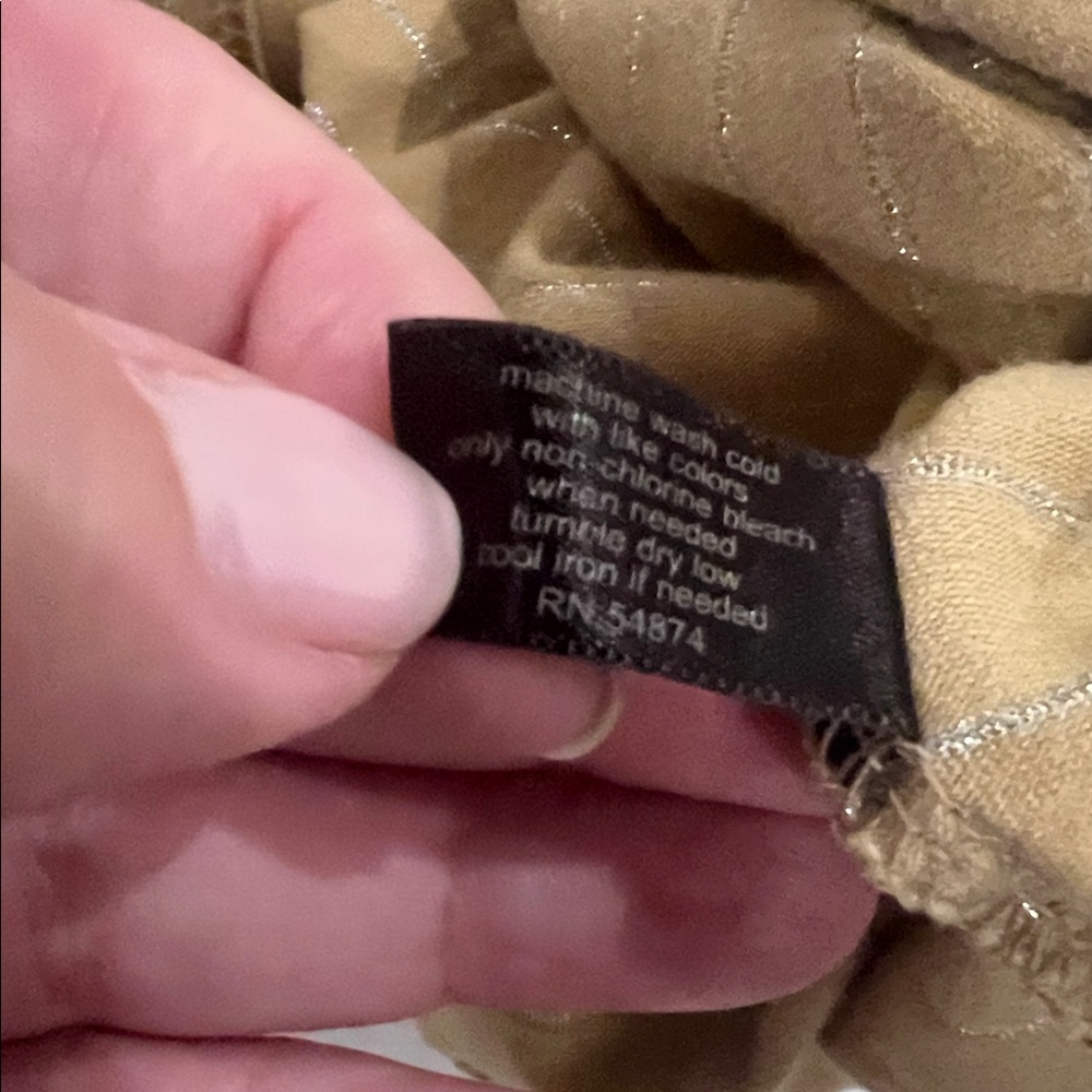 The Limited Gold‎ Long Sleeve Top - Picture 5 of 6